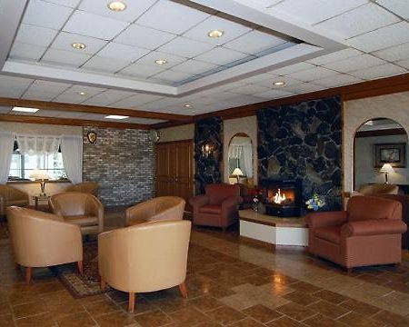 Rodeway Inn Медина Интерьер фото