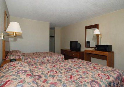 Rodeway Inn Медина Номер фото
